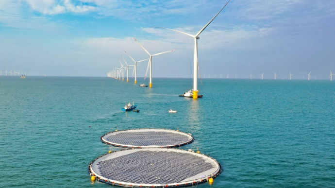 图说：全球首个深远海风光同场漂浮式光伏项目